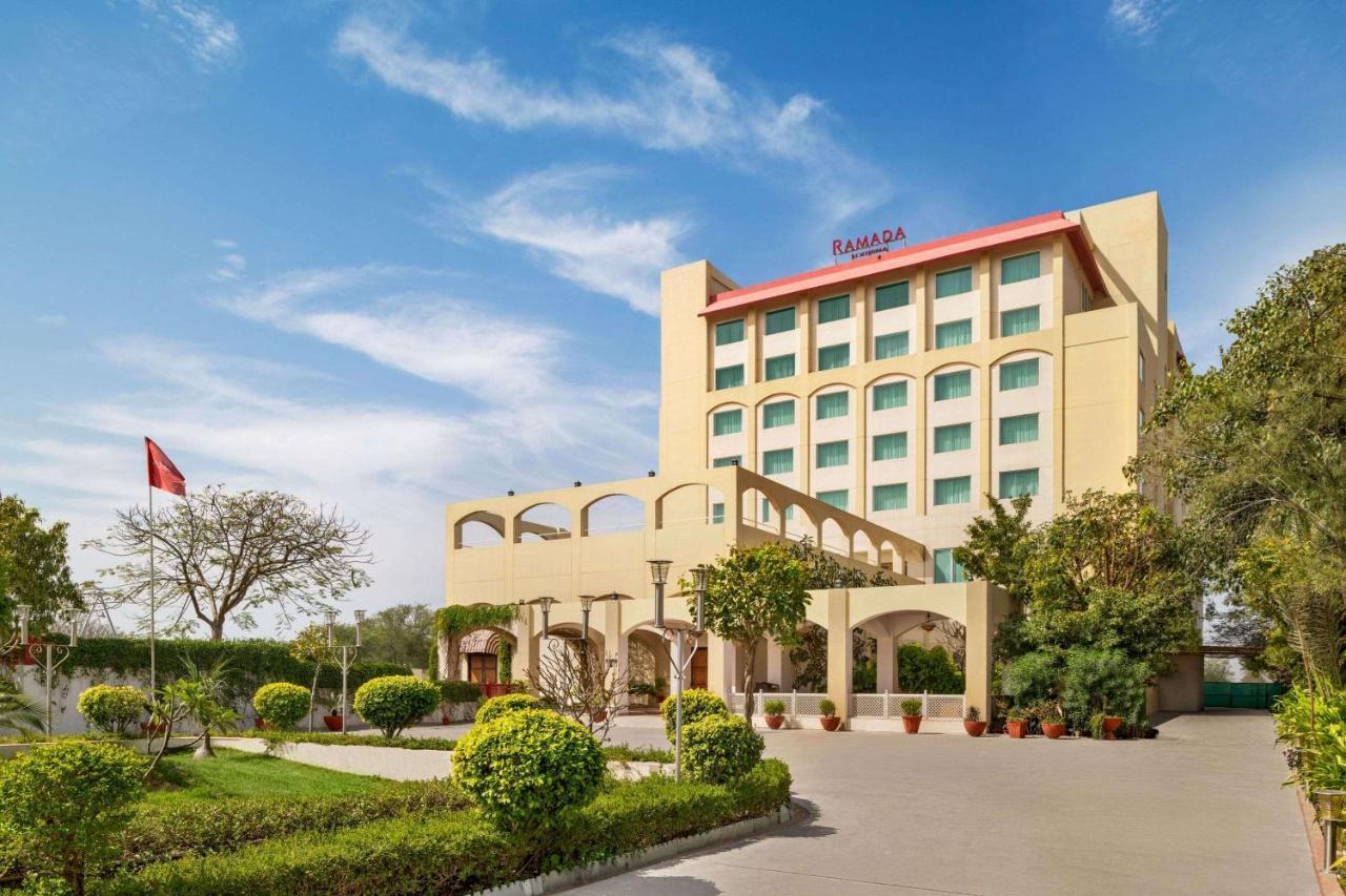 Ramada By Wyndham Jaipur Jaisinghpura Otel Dış mekan fotoğraf