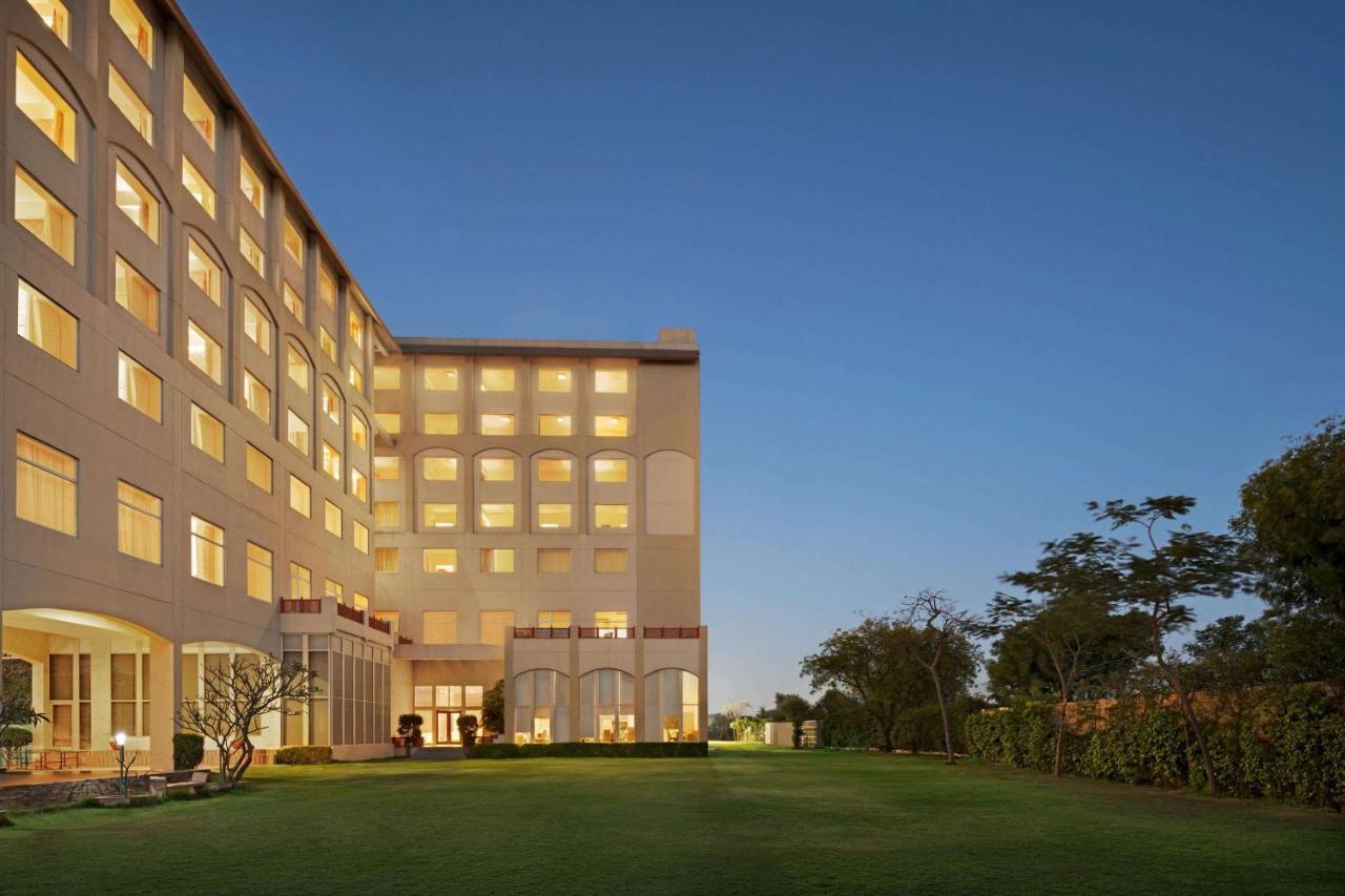 Ramada By Wyndham Jaipur Jaisinghpura Otel Dış mekan fotoğraf