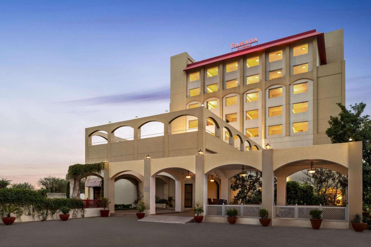 Ramada By Wyndham Jaipur Jaisinghpura Otel Dış mekan fotoğraf