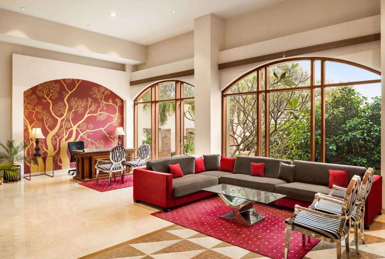 Ramada By Wyndham Jaipur Jaisinghpura Otel Dış mekan fotoğraf