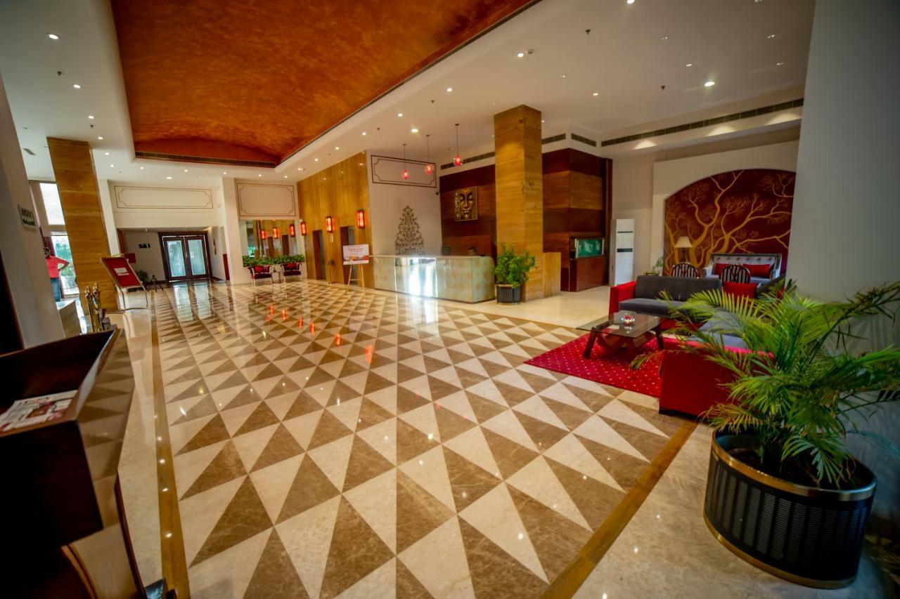 Ramada By Wyndham Jaipur Jaisinghpura Otel Dış mekan fotoğraf