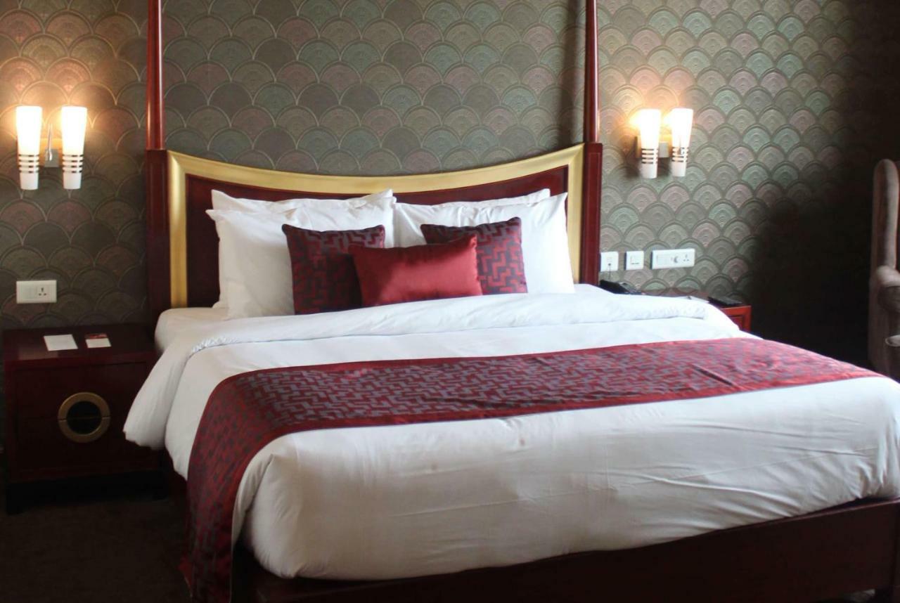 Ramada By Wyndham Jaipur Jaisinghpura Otel Dış mekan fotoğraf