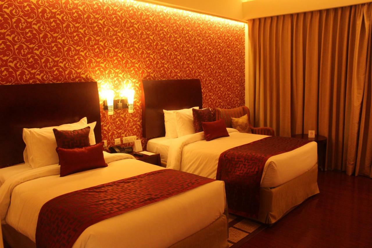 Ramada By Wyndham Jaipur Jaisinghpura Otel Dış mekan fotoğraf