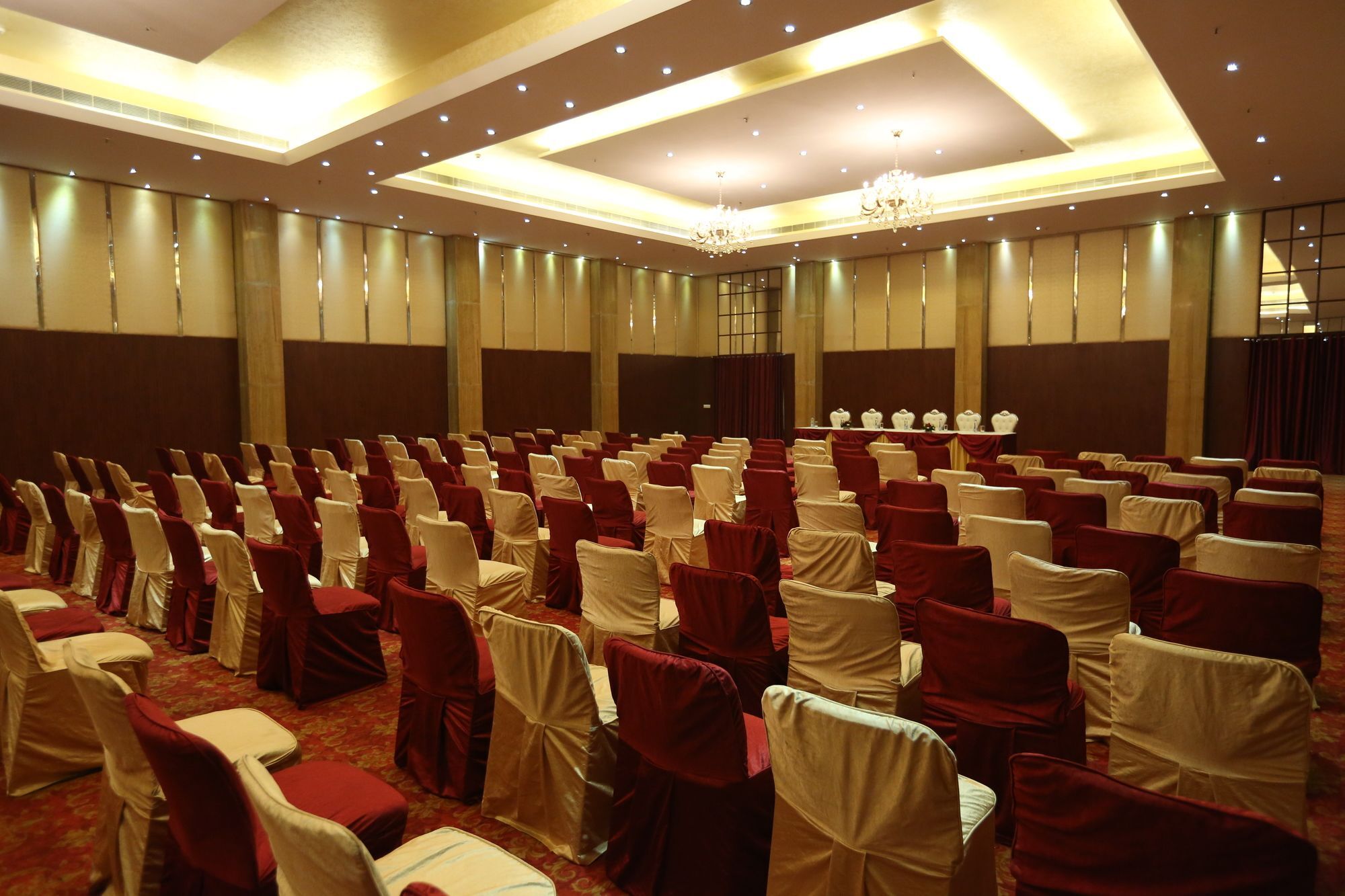 Ramada By Wyndham Jaipur Jaisinghpura Otel Dış mekan fotoğraf